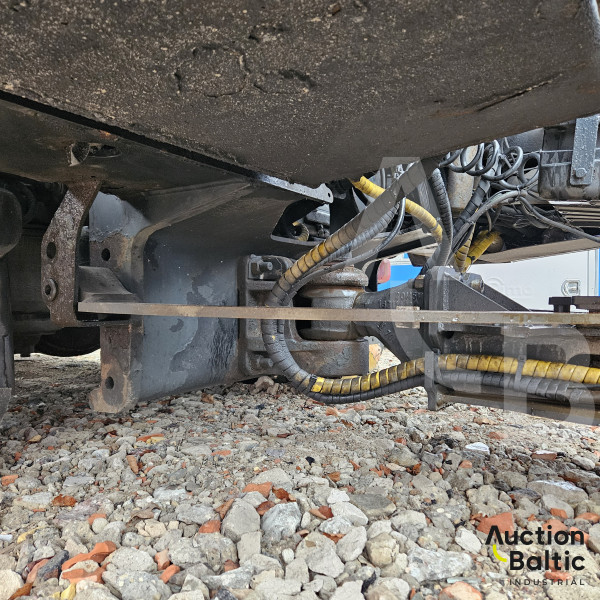 Mercedes-Benz Actros + Lohr