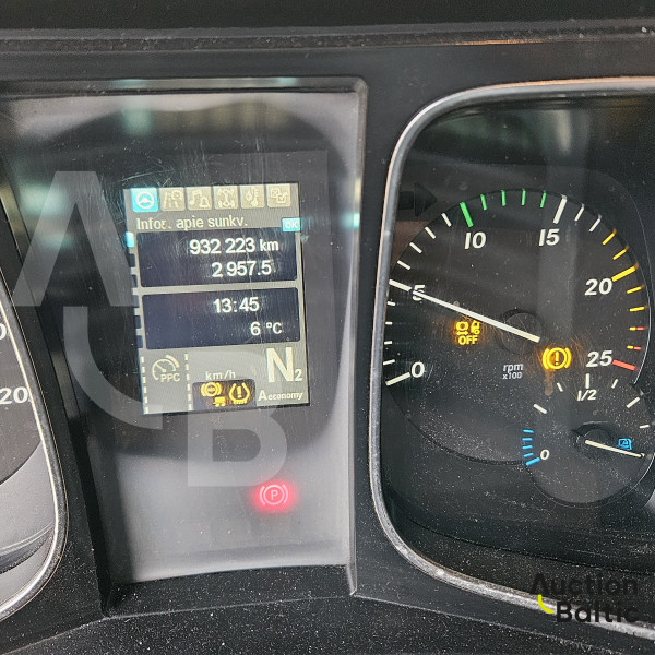 Mercedes-Benz Actros + Lohr