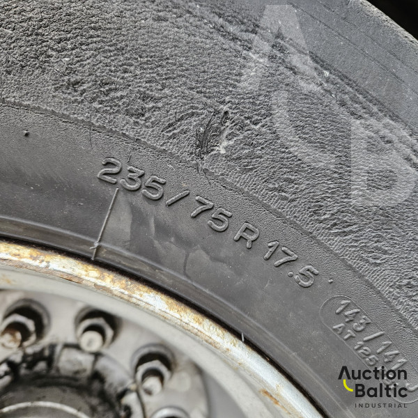 Mercedes-Benz Actros + Lohr