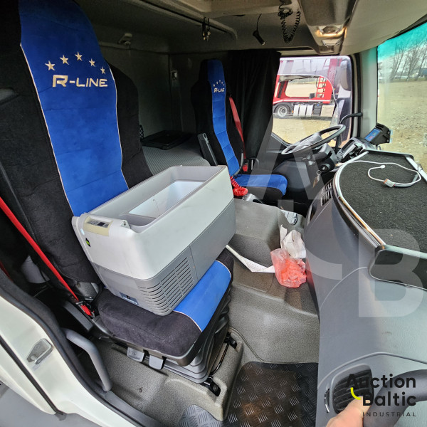 Renault D Wide + Lohr Eurolohr 200