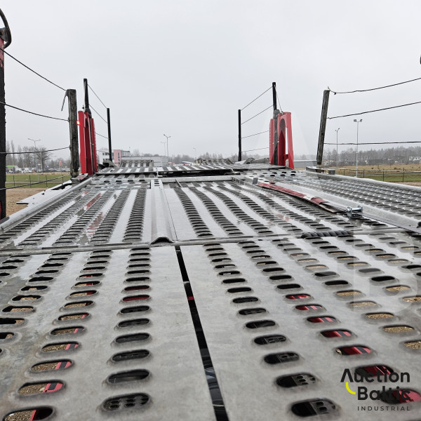 Renault D Wide + Lohr Eurolohr 200