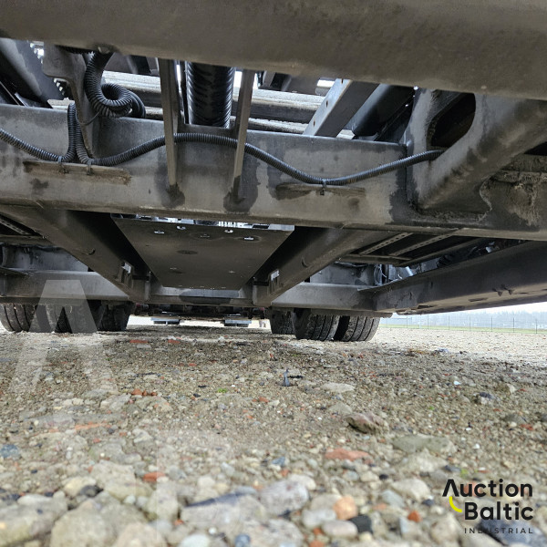 Renault D Wide + Lohr Eurolohr 200