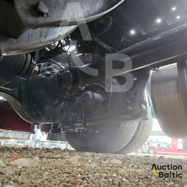 Renault D Wide + Lohr Eurolohr 200