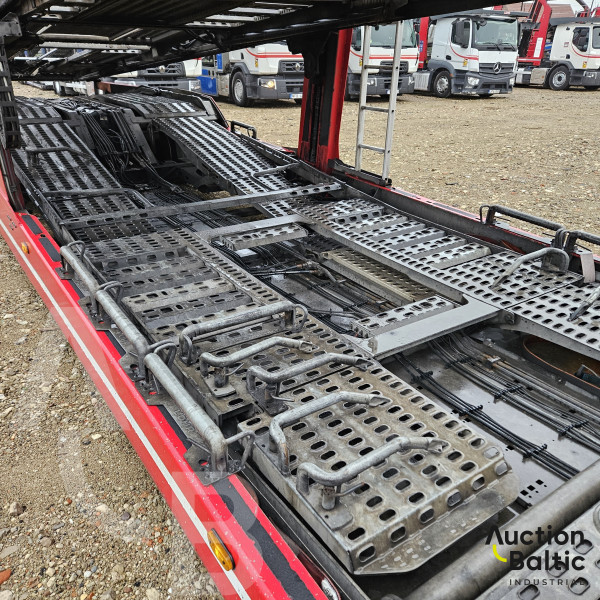 Renault D Wide + Lohr Eurolohr 200