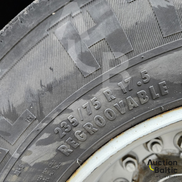 Renault D Wide + Lohr Eurolohr 200