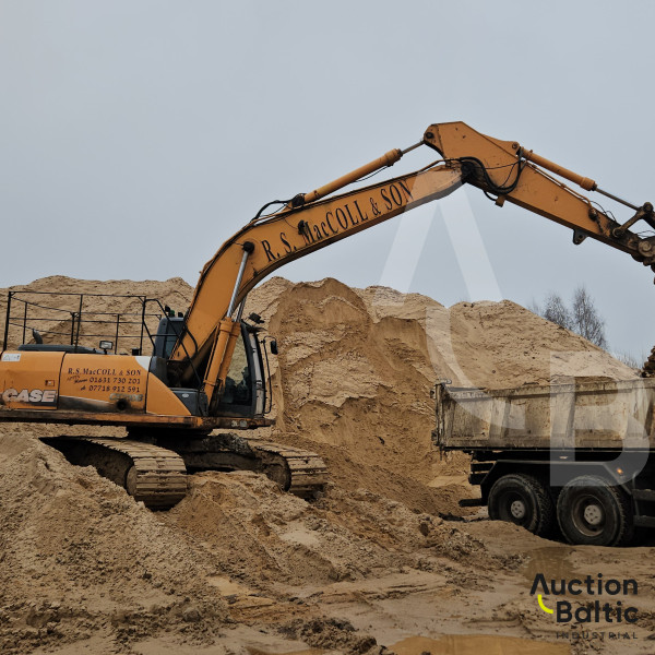 CASE CX 210 B