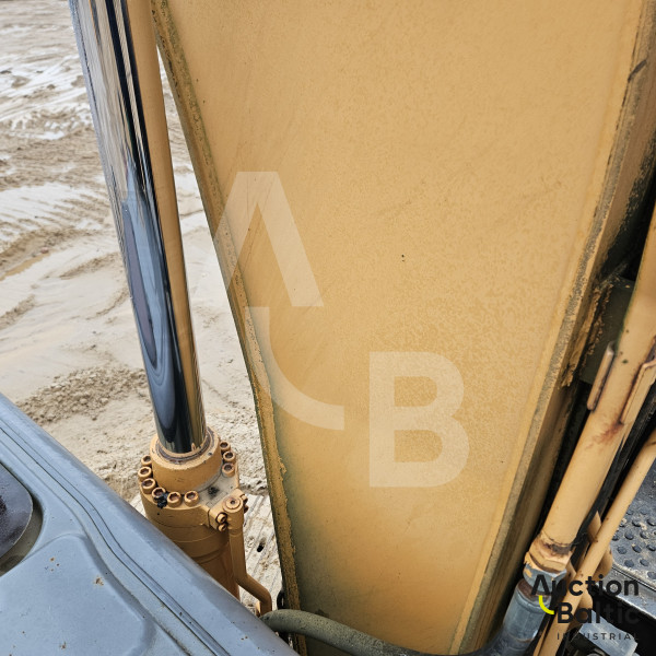 CASE CX 210 B