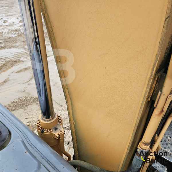 CASE CX 210 B
