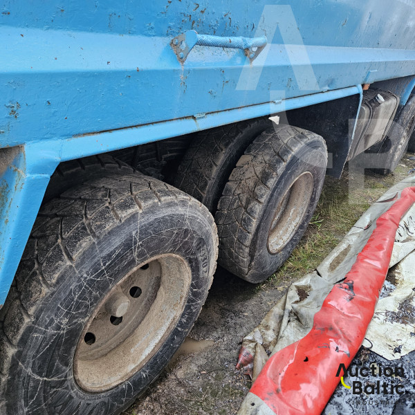 Scania P 114 LB