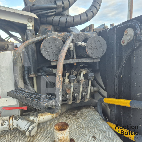 Volvo FH16 + Diebolt S3342U + Palfinger S300L98