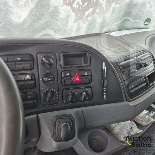 Mercedes-Benz Actros 3348 AK 6X6