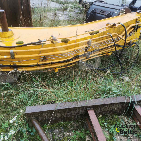 JCB 220LC excavator boom