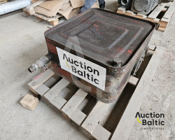 Hydraulic oil tank