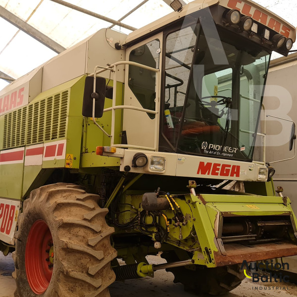 CLAAS Dominator 208 Mega