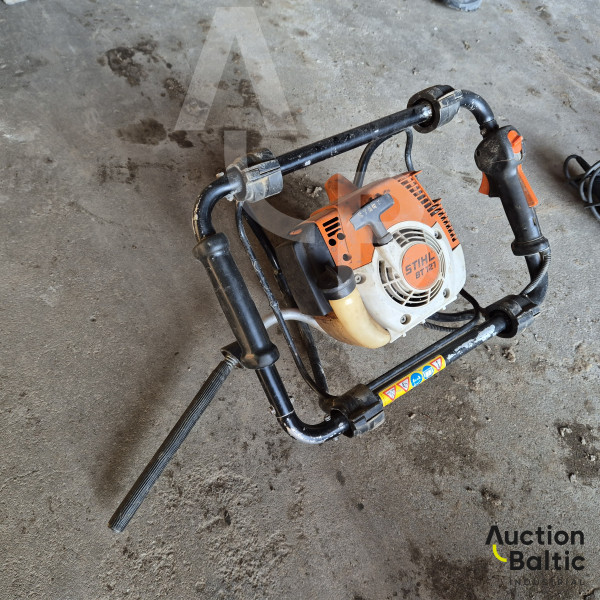 Stihl BT121
