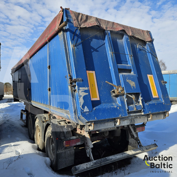 Schmitz Cargobull SKI 24
