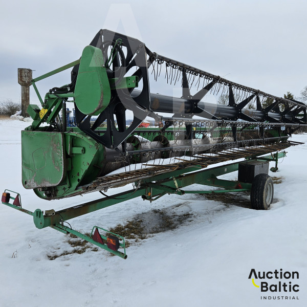 John Deere 2266
