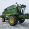 John Deere 2266