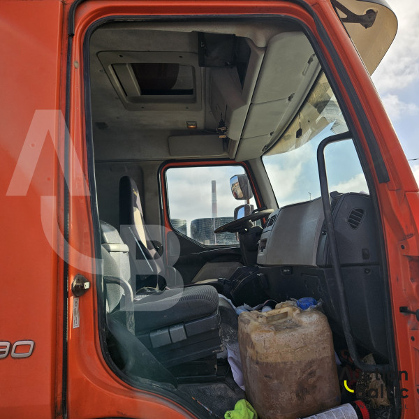 Volvo FL 4X2