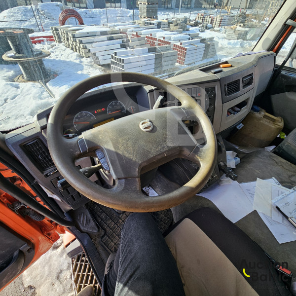 Volvo FL 4X2
