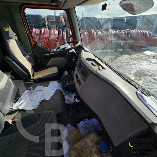 Volvo FL 4X2