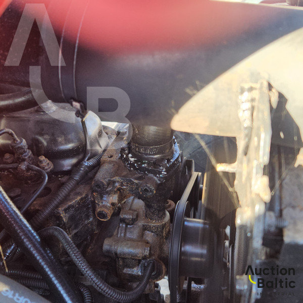 Case IH JX 80 + Stoll Robust F10