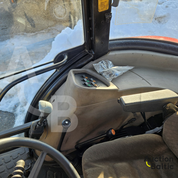 Case IH JX 80 + Stoll Robust F10