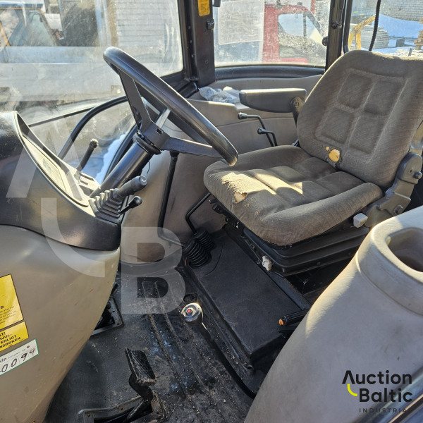 Case IH JX 80 + Stoll Robust F10