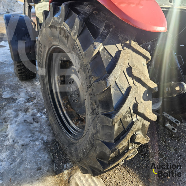 Case IH JX 80 + Stoll Robust F10