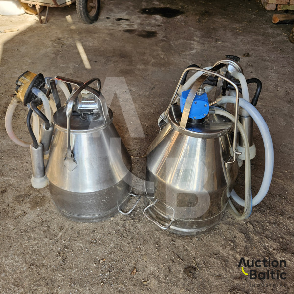 Cow milking machine