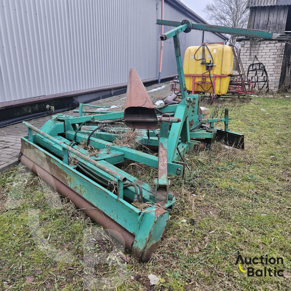 Sekmaksan T.D.2900 + pumpkin dozer