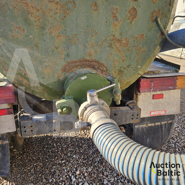 Gaz 53