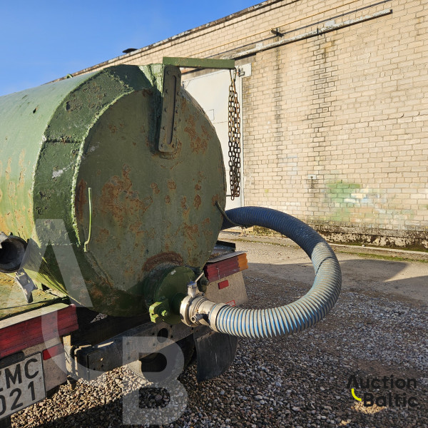 Gaz 53