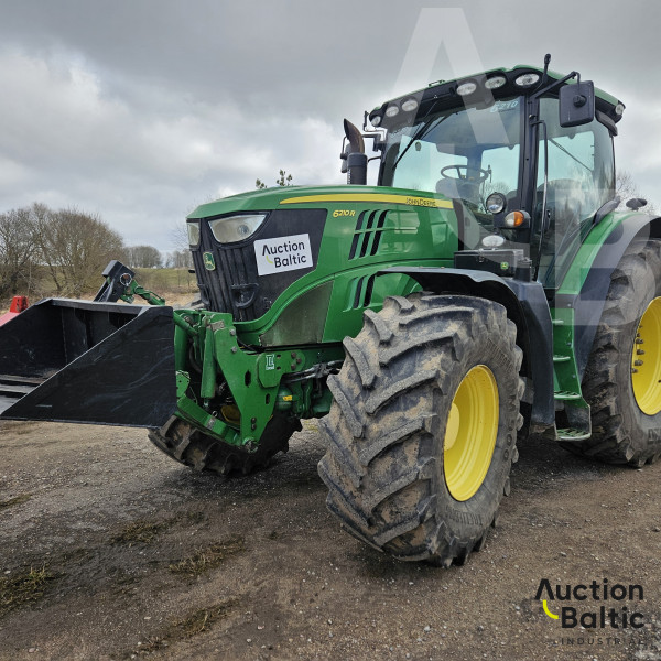 John Deere 6210 R
