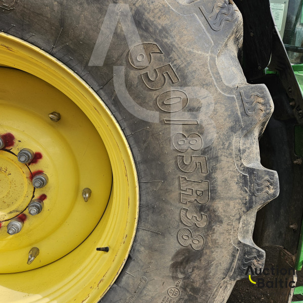 John Deere 6210 R