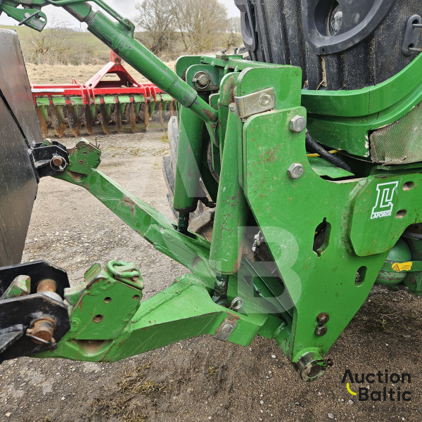 John Deere 6210 R