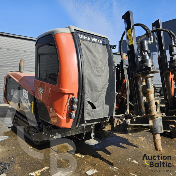 Ditch Witch AT32