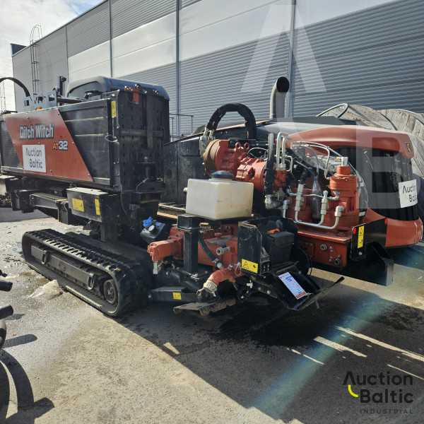 Ditch Witch AT32
