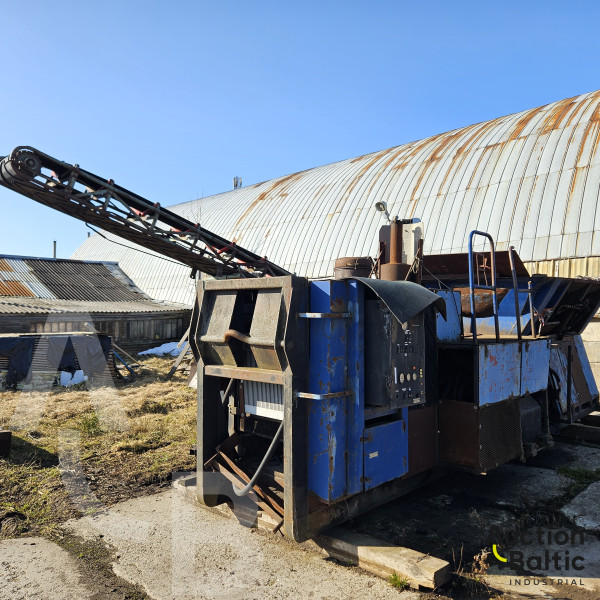 Wood crusher