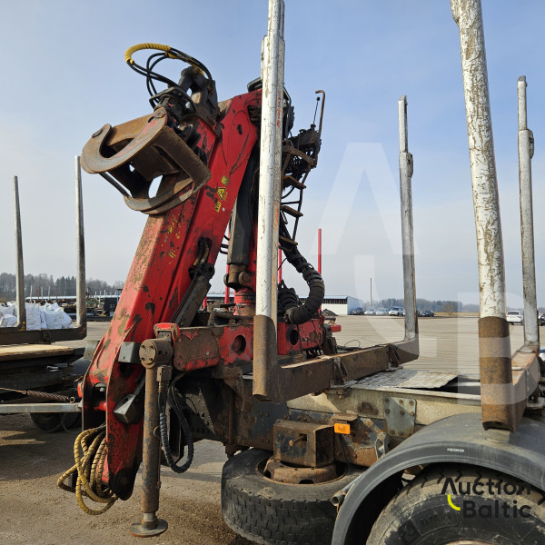 Volvo FH + Epsilon E120 Z79