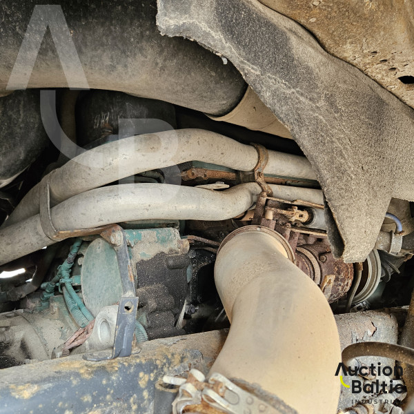 Volvo FH + Epsilon E120 Z79