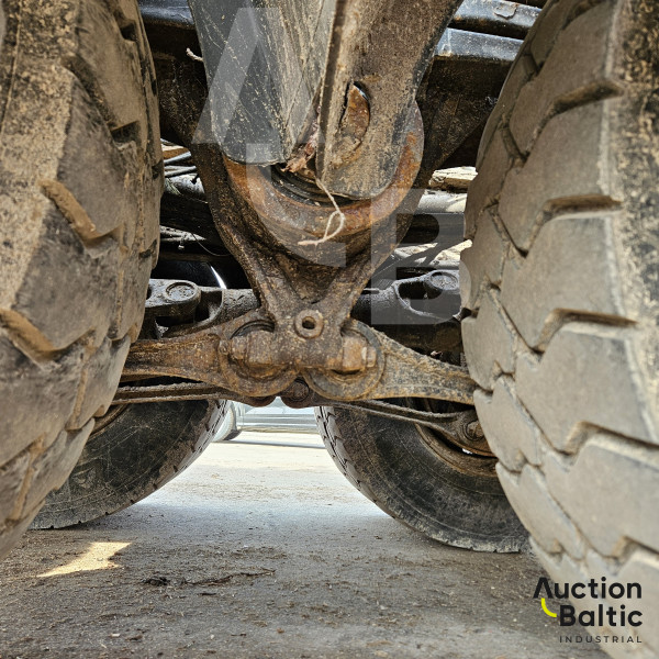 Volvo FH + Epsilon E120 Z79