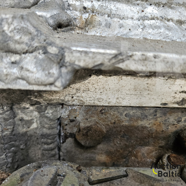 Volvo FH + Epsilon E120 Z79