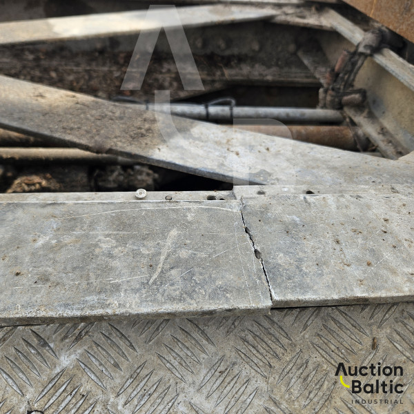 Volvo FH + Epsilon E120 Z79