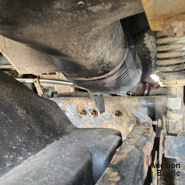 Volvo FH + Epsilon E120 Z79