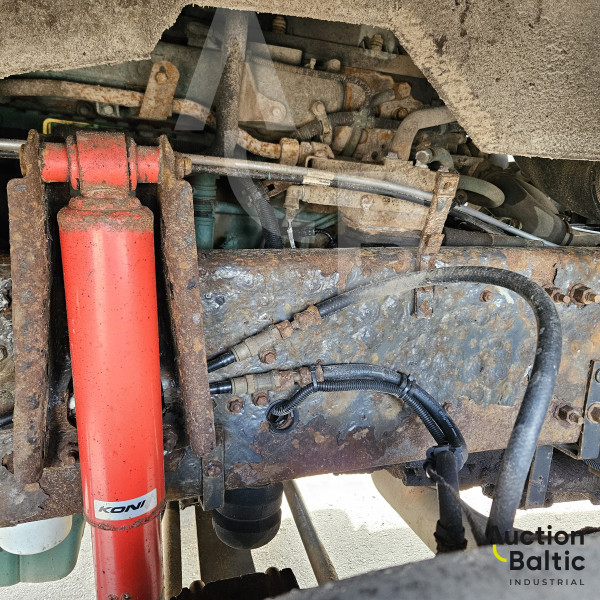 Volvo FH + Epsilon E120 Z79