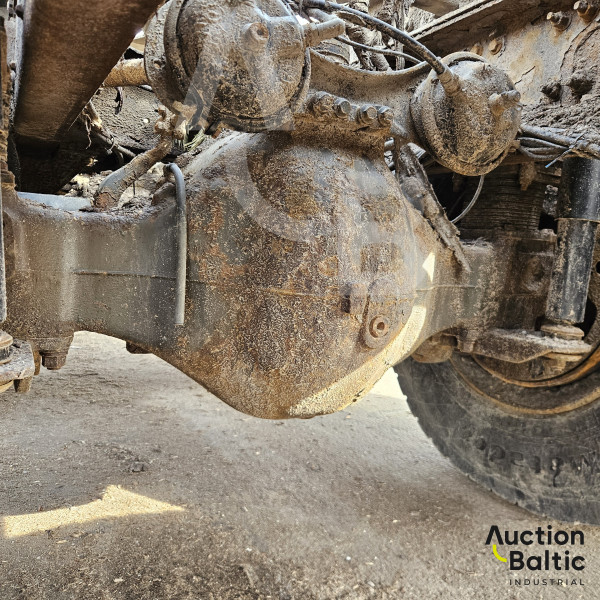 Volvo FH + Epsilon E120 Z79