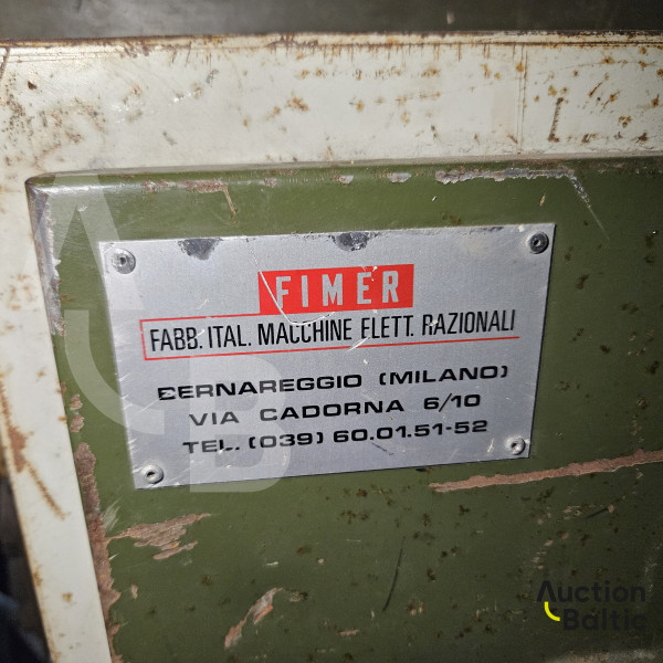 Welding machine
