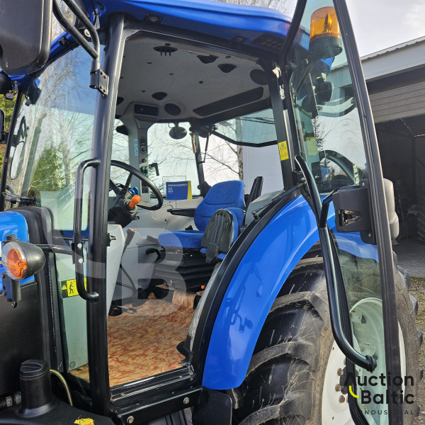 New Holland TD 5.105