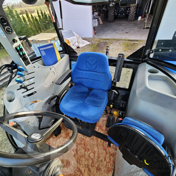 New Holland TD 5.105